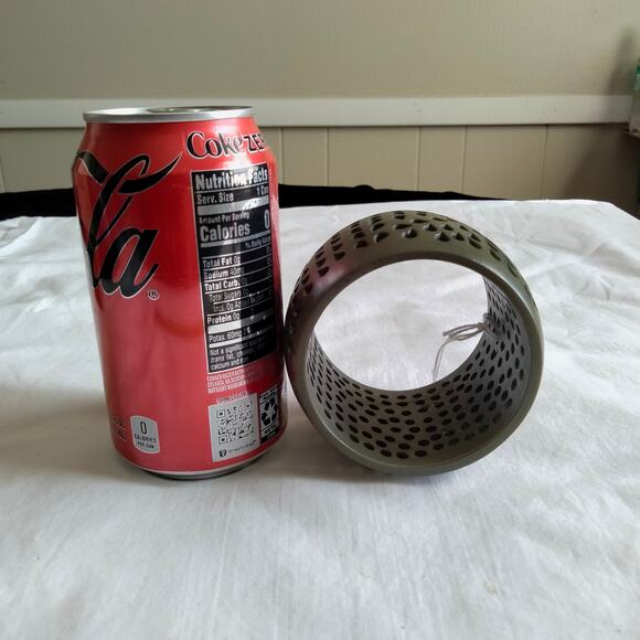 Iris Apfel & Bajalia Olive Green Bone Cutout Chunky Statement Bracelet - Picture 6 of 9